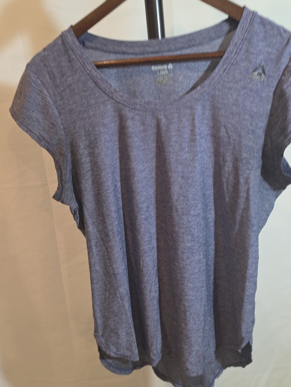 Reebok Women’s Heather Blue Short Sleeve Scoop Tee